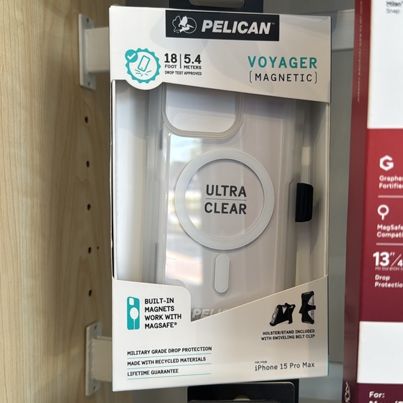 New Pelican iPhone 15 Pro case
Black holster with clear case - Picture 3 of 4